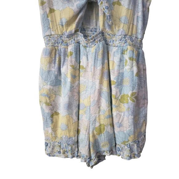 American Eagle Tie Front Floral Print Romper Blue Size Large - Picture 3 of 10